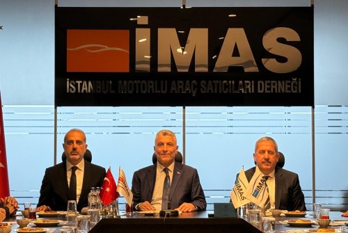 Ticaret Bakanımız Sn. Prof. Dr. Ömer Bolat, Bakan Yardımcımız Sn. Mahmut Gürcan İ̇mas Dernek Merkezimize Ziyarette Bulundular.